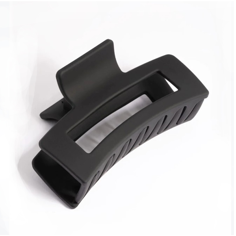 Điều gì khiến móng vuốt tóc trở thành phụ kiện bắt buộc phải có cho kiểu tóc hiện đại?